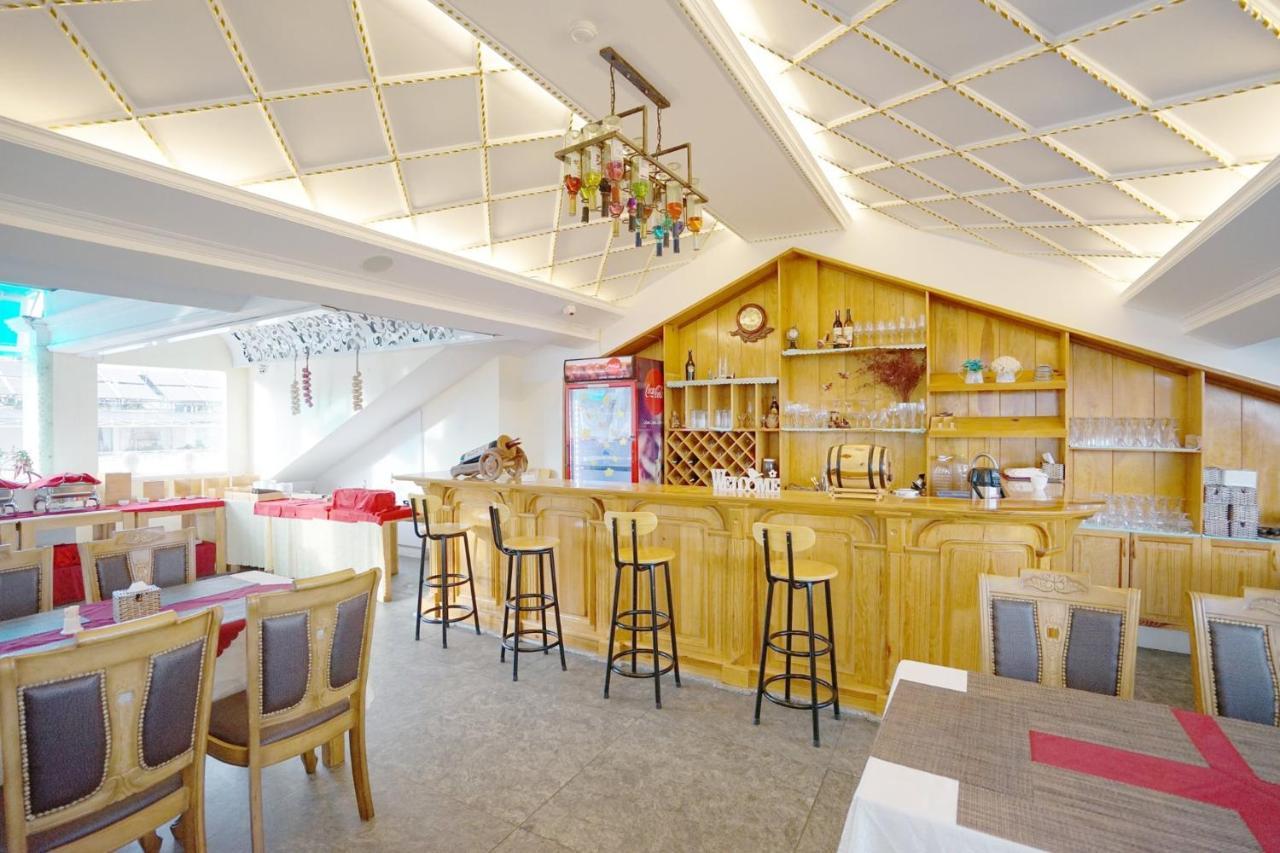דה לאט Dream Luxury Hotel מראה חיצוני תמונה